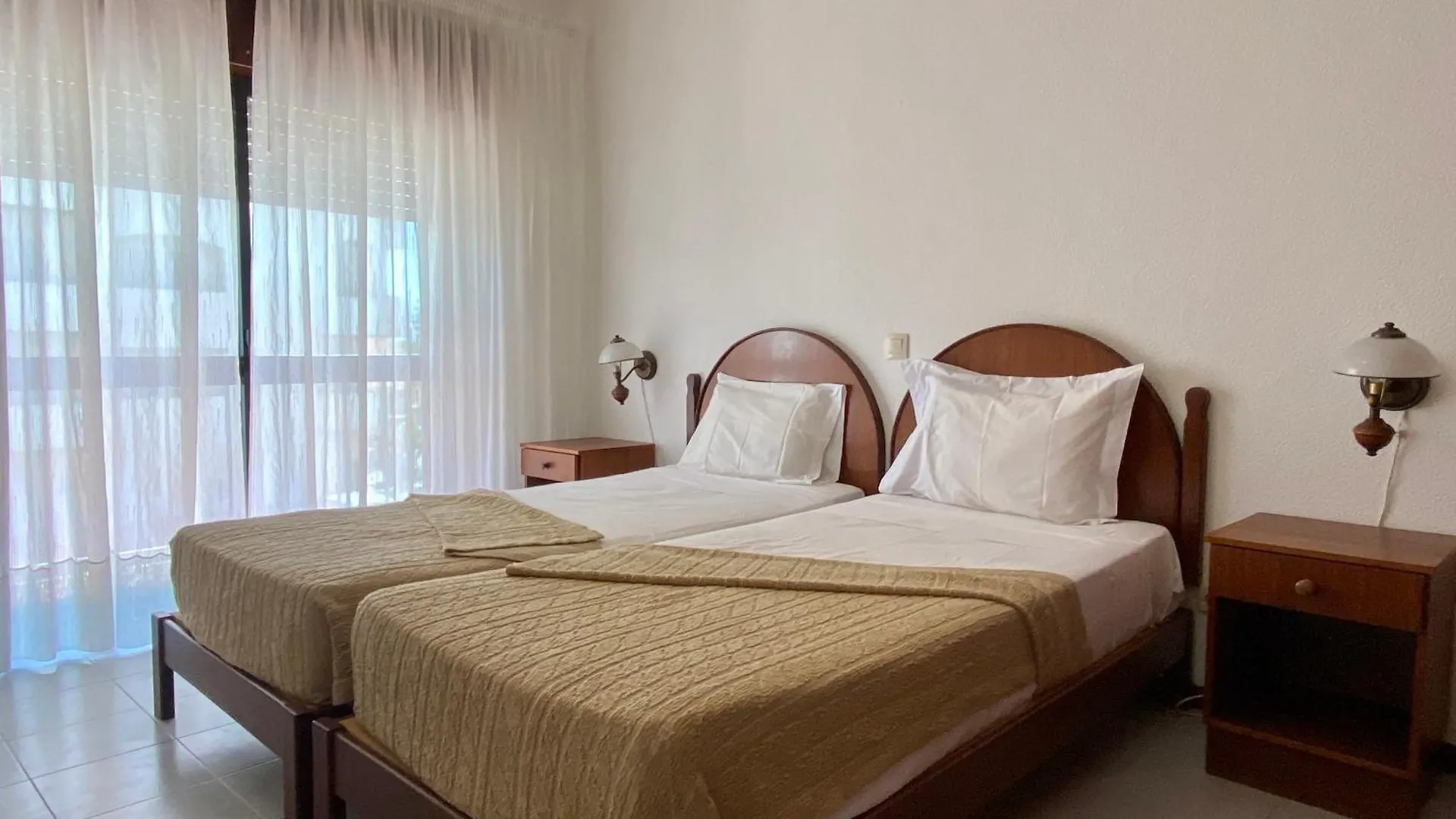 Flor Da Rocha By Coral Apartment Portimao Portugal
